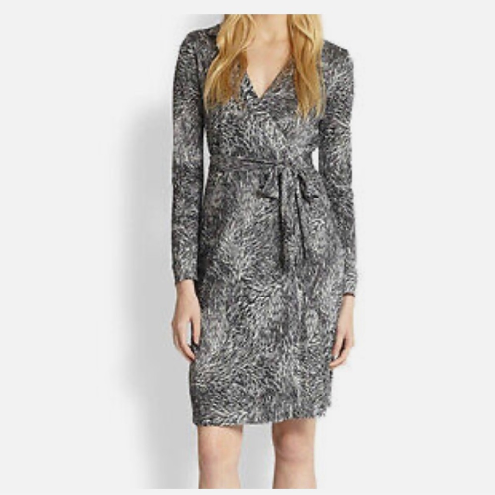 DVF New Jeanne Two Silk Jersey Wrap Dress in Wild Black Sz. 8 NWOT